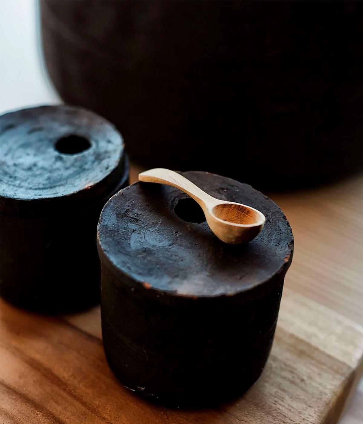 Salt & pepper set w. lid Hazel - Brown/Black S/2