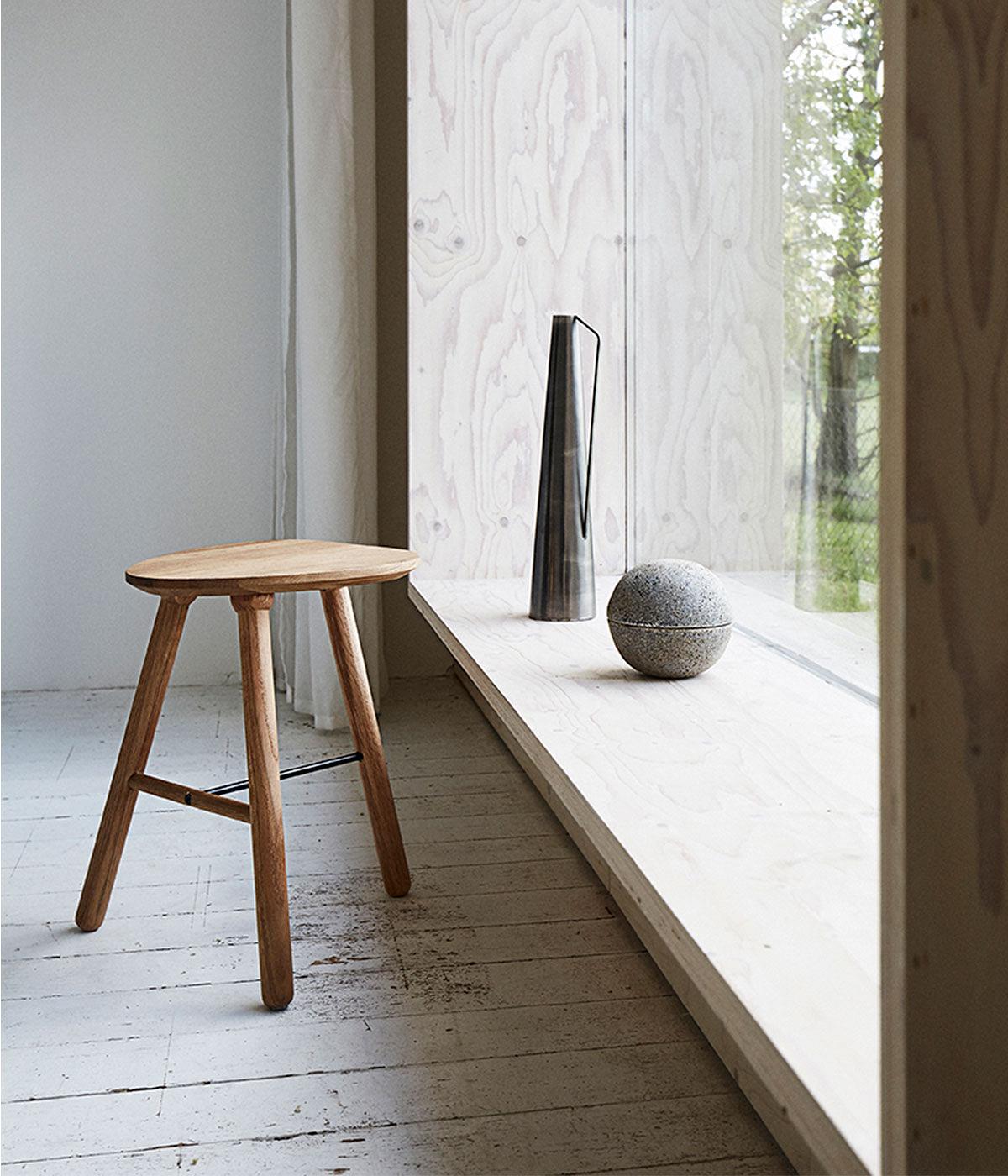 Bonbonniere  Stain - Grey brown