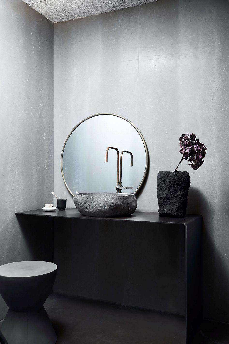 Wall mirror round Copenhagen L - Antique brass