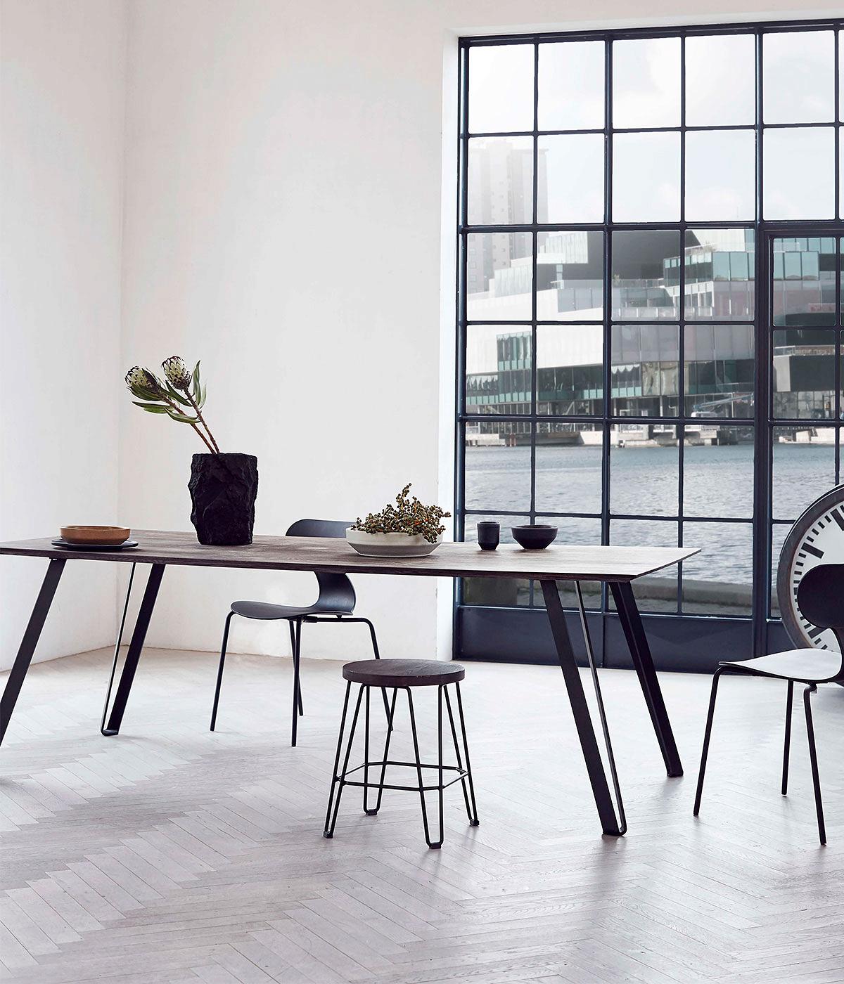 Dining table Space Smoked L220